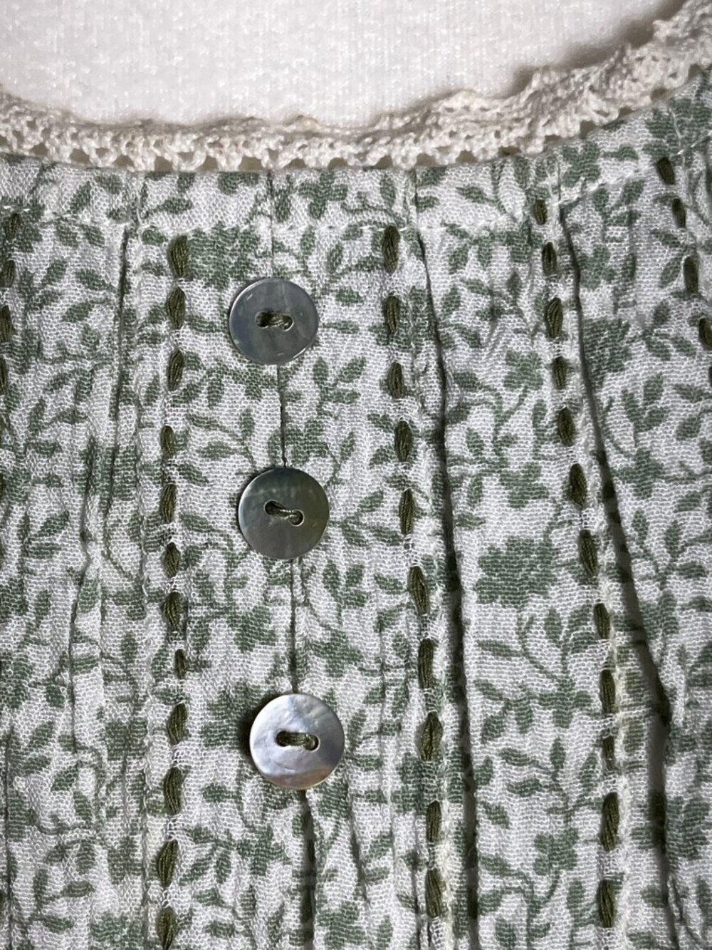 April Cornell Top Sage Micro Floral Cottagecore Prairie Peasant Dainty Wom XS - Picture 2 of 8